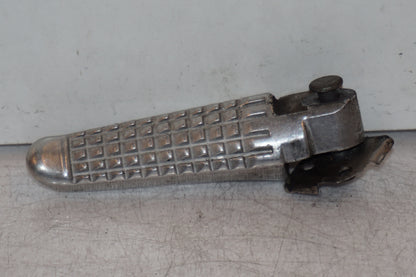 Framsidan på Fotpinne från en Suzuki GSX-R 600 -2000 motorcykel.