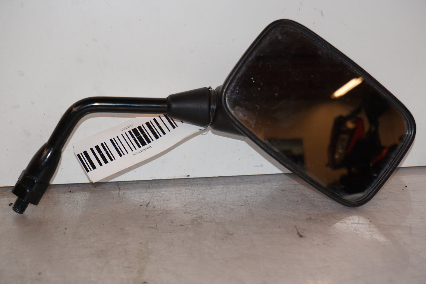 Framsidan på Backspegel från en Kawasaki Z 1000 -2003 motorcykel.