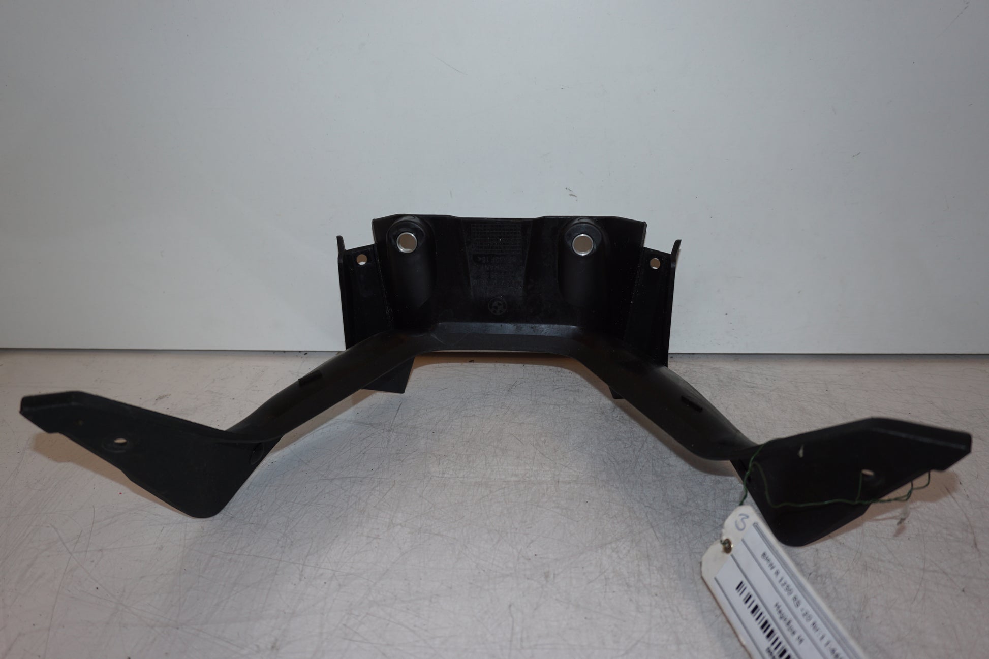 Framsidan på Magkåpa från en BMW R 1250 RS -2020 motorcykel.