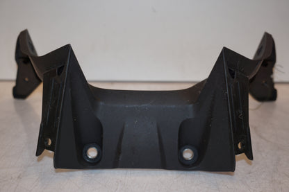 Höger sida på Magkåpa från en BMW R 1250 RS -2020 motorcykel.