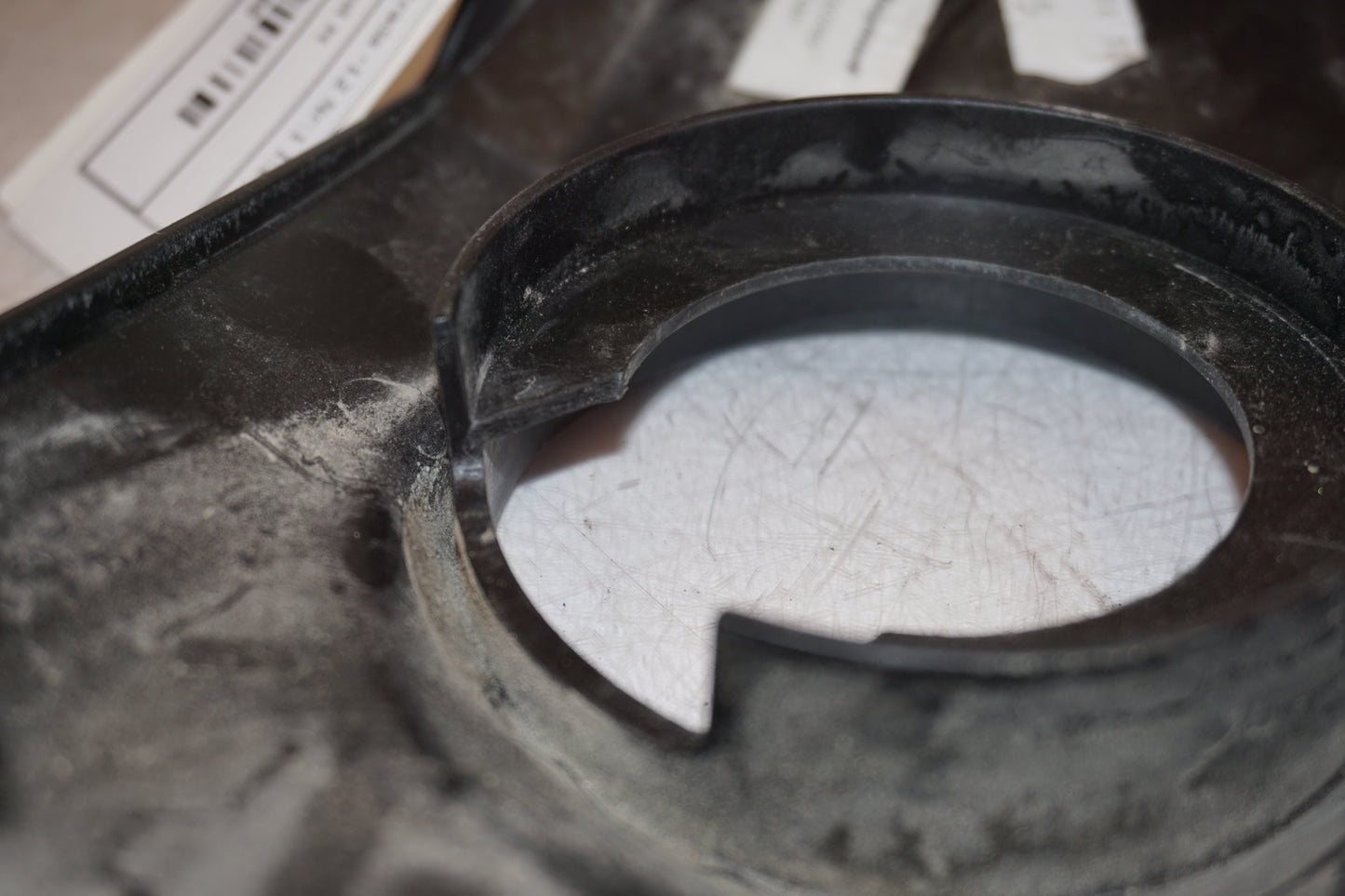 Extrabild2 på Bensintankskåpa från en Husqvarna TR 650 Strada -2012 motorcykel.