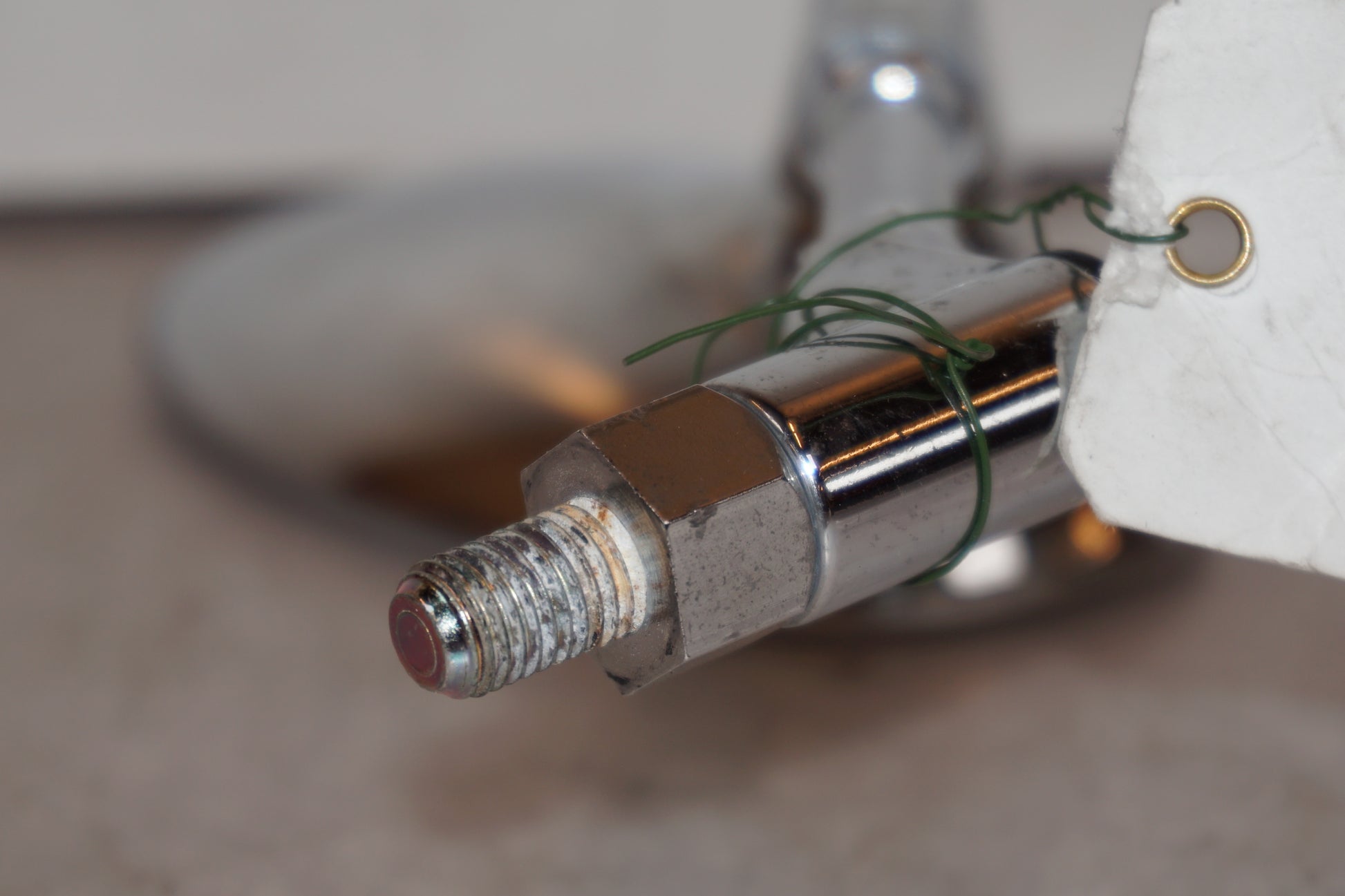 Höger sida på Backspegel från en Suzuki GSF 1200 -2000 motorcykel.