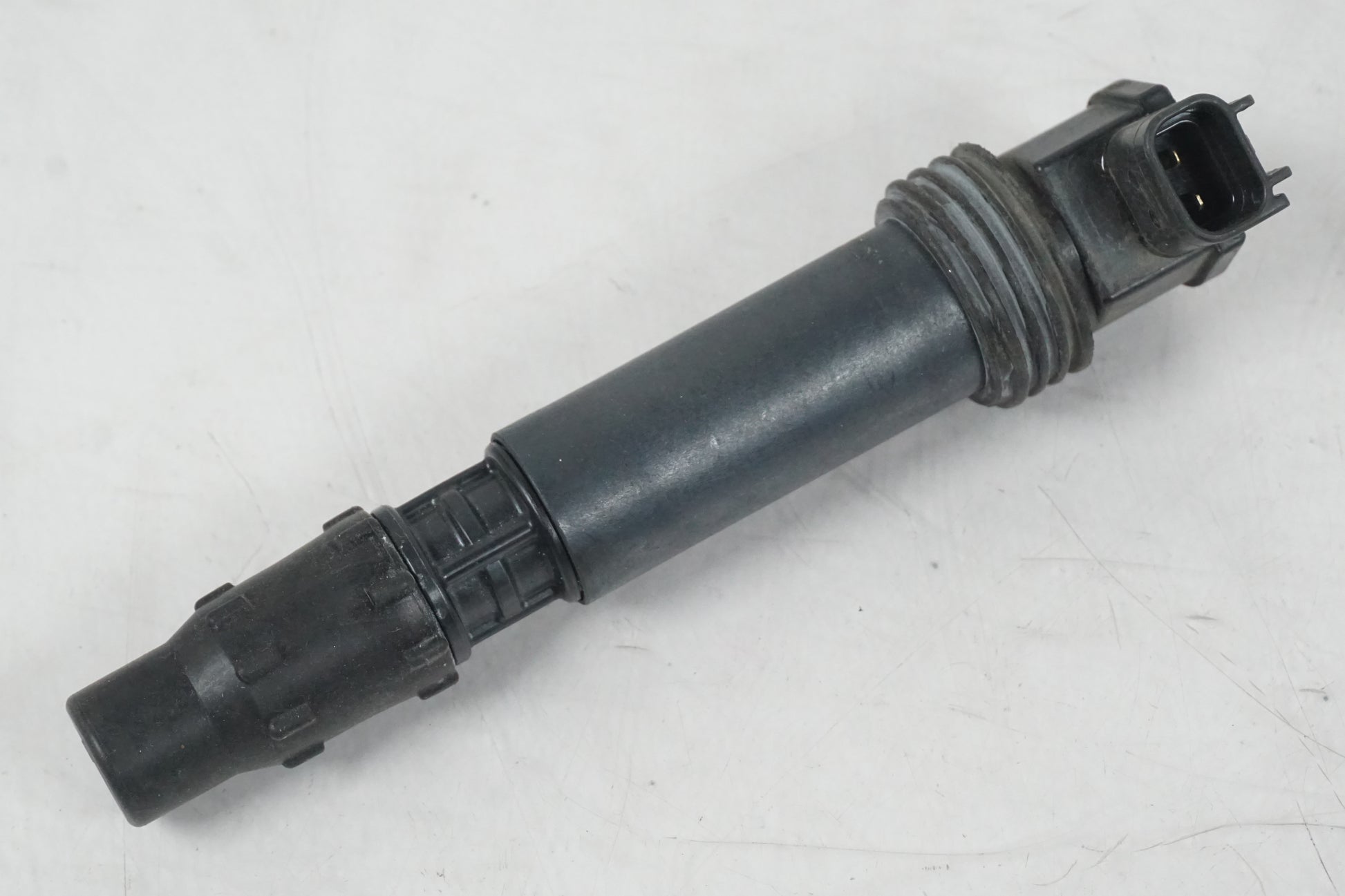 Framsidan på Tändspole från en Triumph Street Triple R -2009 motorcykel.