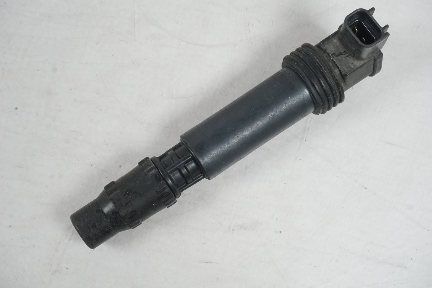 Framsidan på Tändspole från en Triumph Daytona 675 -2006 motorcykel.