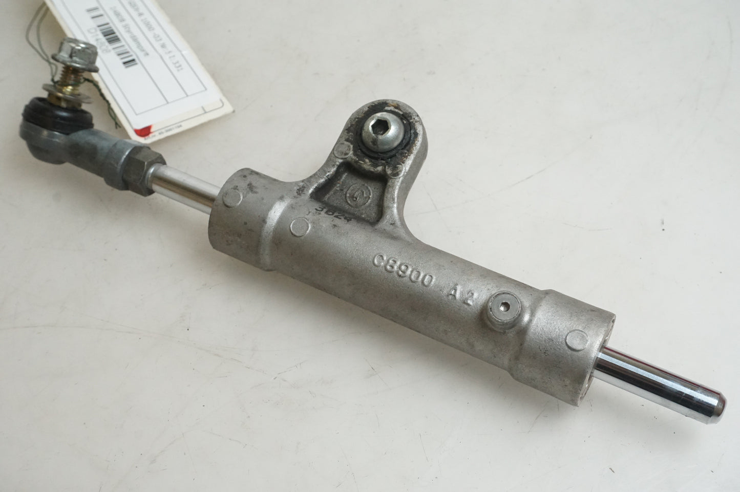 Framsidan på Styrdämpare från en Suzuki GSX-R 1000 -2003 motorcykel.