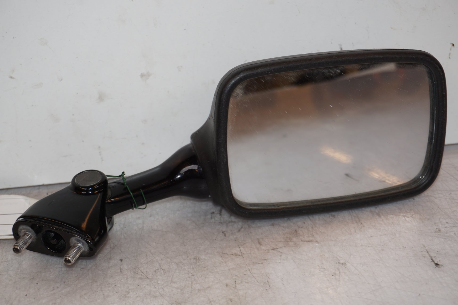 Framsidan på Backspegel från en Suzuki TL 1000 S -1997 motorcykel.