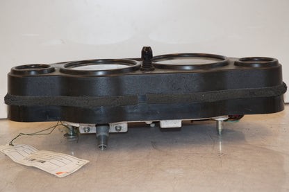 Baksidan på Instrumentpanel från en Kawasaki ZZR 1100 -1994 motorcykel.