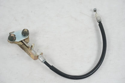 Baksidan på Sadellåsmekanism från en Yamaha YZF 1000 R -1998 motorcykel.