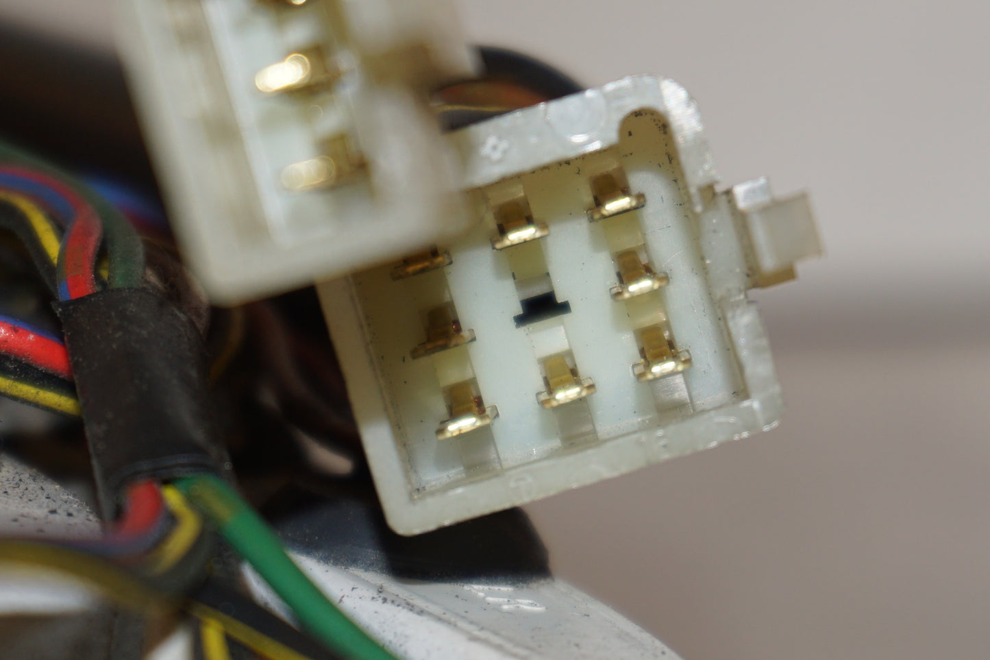 Extrabild3 på Instrumentpanel från en Kawasaki ZZR 1100 -1994 motorcykel.