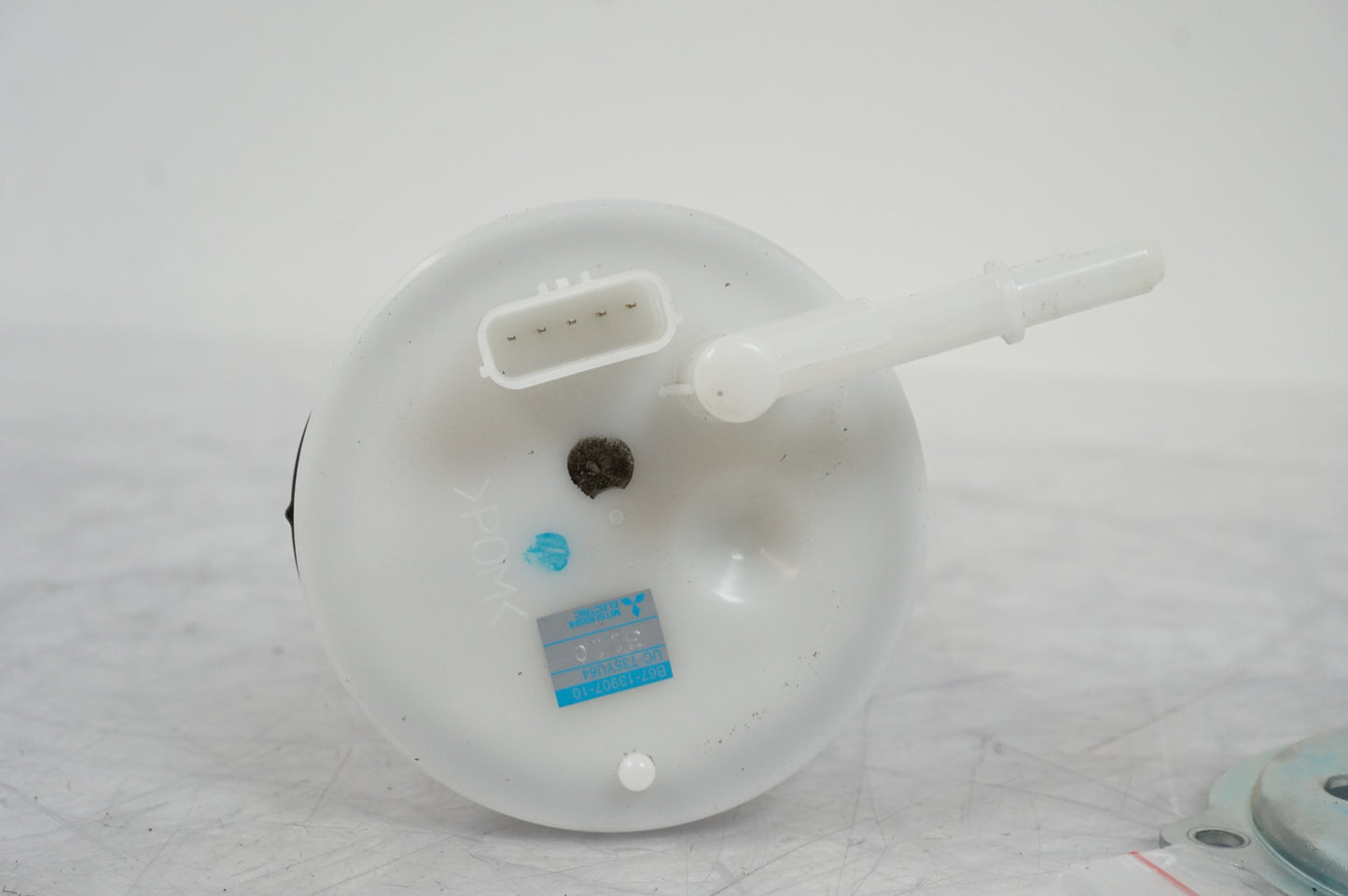 Bensiiniä pumpun ruiskutus