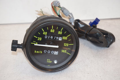 Framsidan på Hastighetsmätare från en Kawasaki KDX 125 -1991 motorcykel.