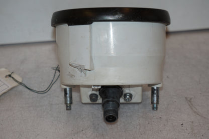 Baksidan på Varvräknare från en Suzuki GS 500 -1980 motorcykel.