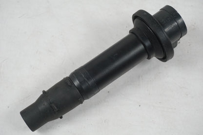 Baksidan på Tändspole från en Yamaha YZF R6 -1999 motorcykel.