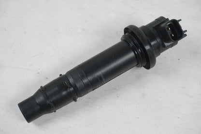 Framsidan på Tändspole från en Yamaha FJR 1300 -2016 motorcykel.