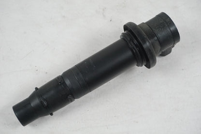 Baksidan på Tändspole från en Yamaha FJR 1300 -2016 motorcykel.