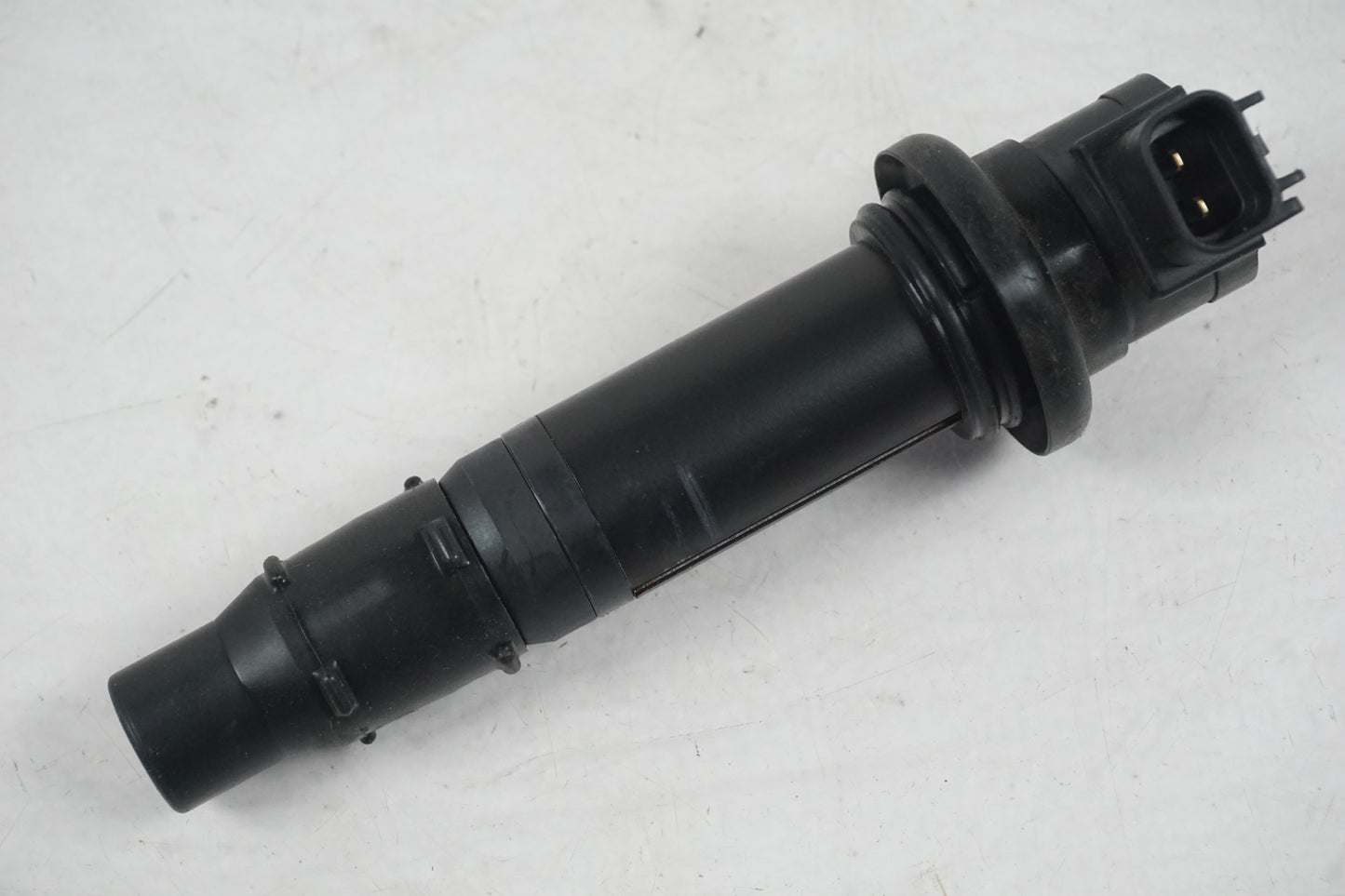 Framsidan på Tändspole från en Yamaha FJR 1300 -2016 motorcykel.