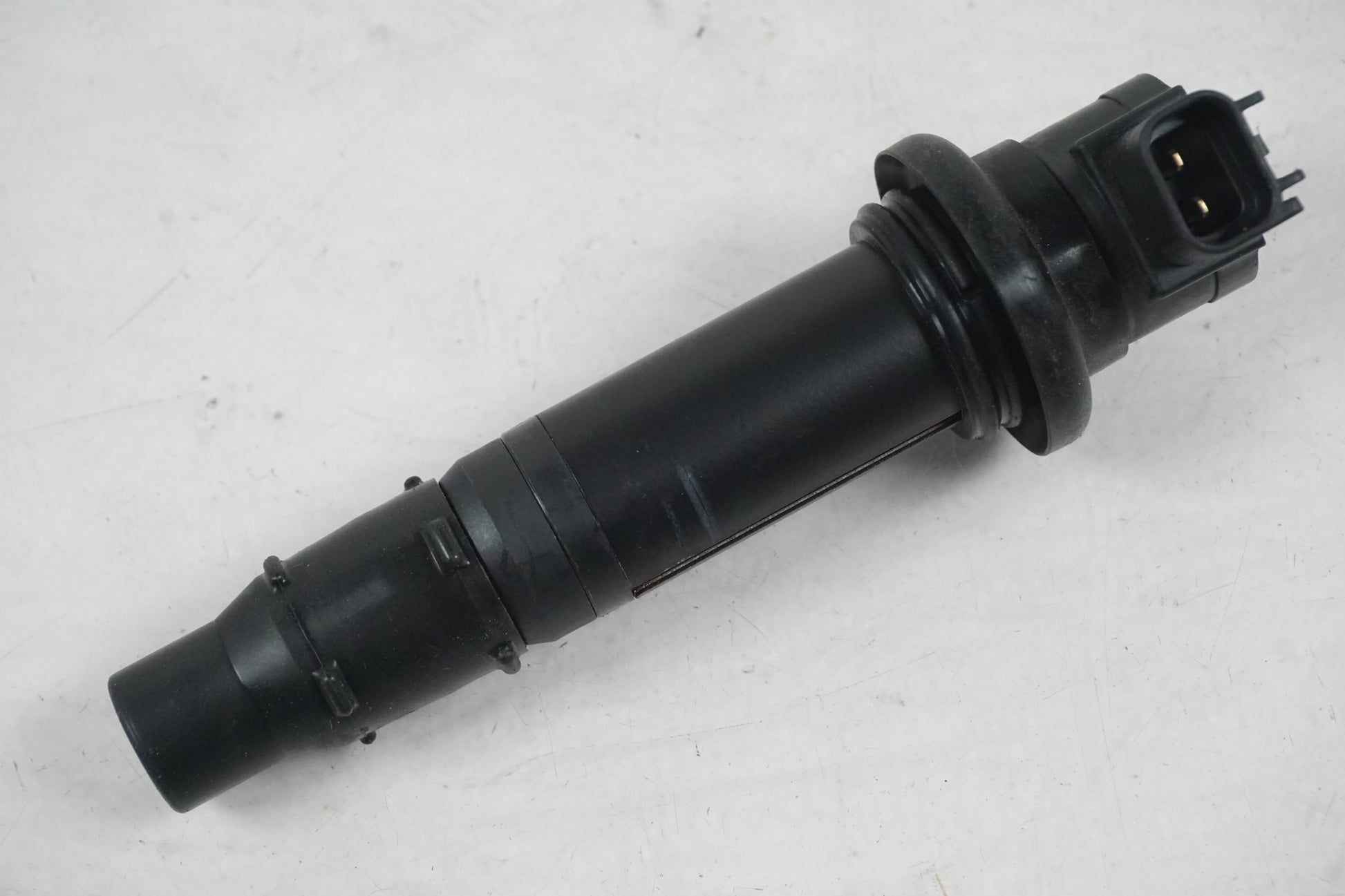 Framsidan på Tändspole från en Yamaha FJR 1300 -2016 motorcykel.