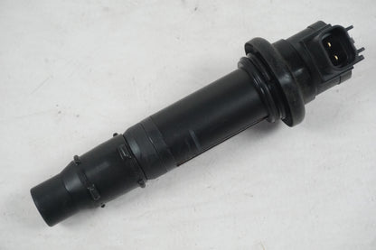 Framsidan på Tändspole från en Yamaha FJR 1300 -2016 motorcykel.