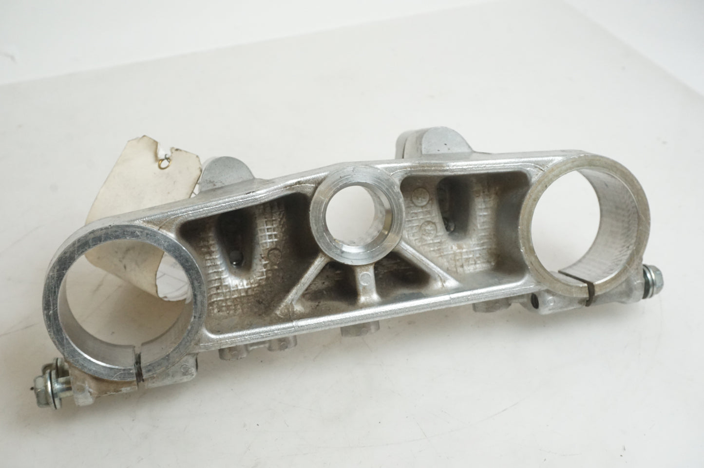 Höger sida på Gaffelkrona från en Suzuki DRZ 400 -2005 motorcykel.