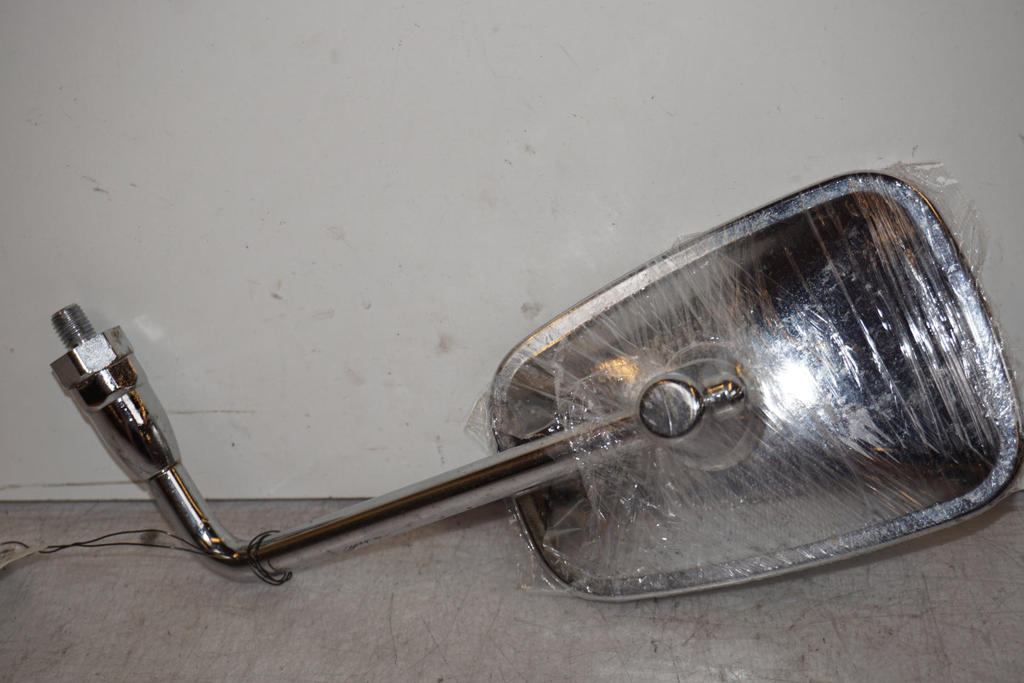 Höger sida på Backspegel från en Kawasaki VN 900 -2007 motorcykel.