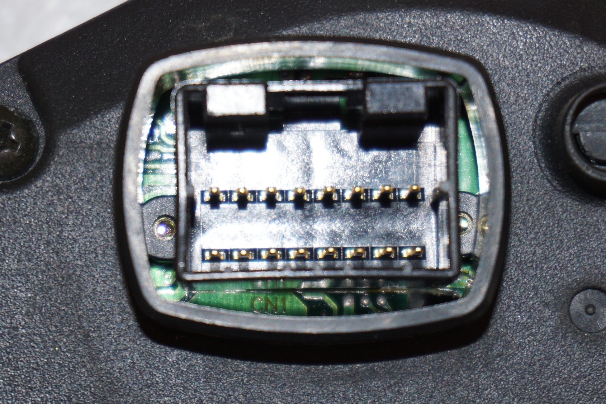 Extrabild1 på Instrumentpanel från en Suzuki GSX-R 600 -2001 motorcykel.