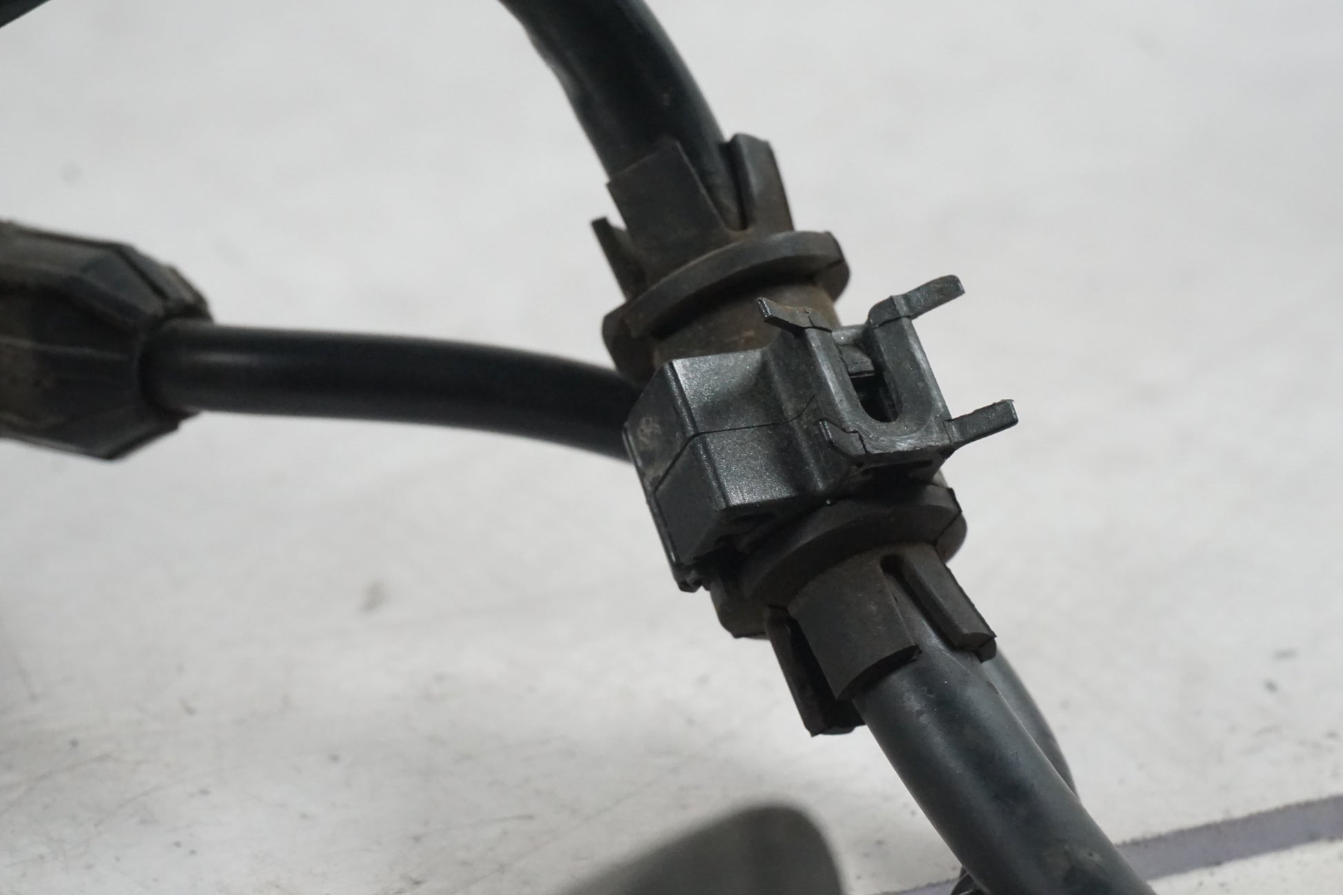 Höger sida på Tändspole från en Honda XL 650 V -2000 motorcykel.