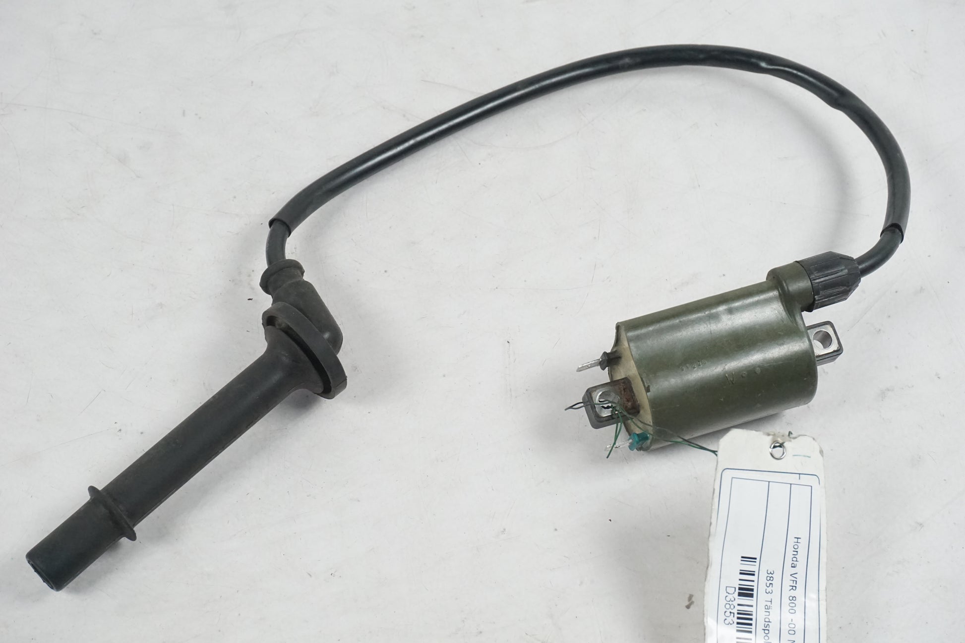Framsidan på Tändspole från en Honda VFR 800 -2000 motorcykel.