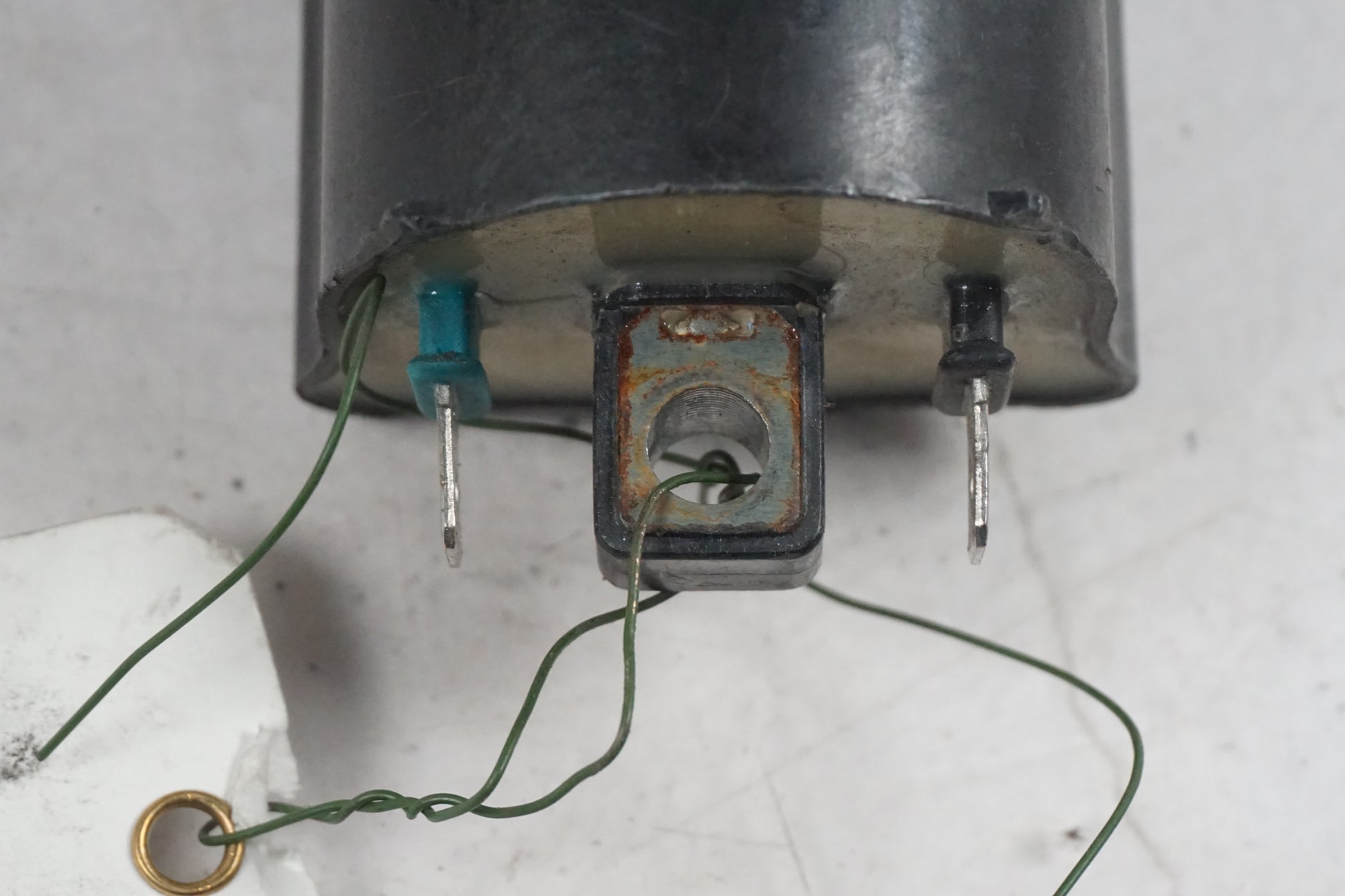 Höger sida på Tändspole från en Honda VT 600 C -1994 motorcykel.