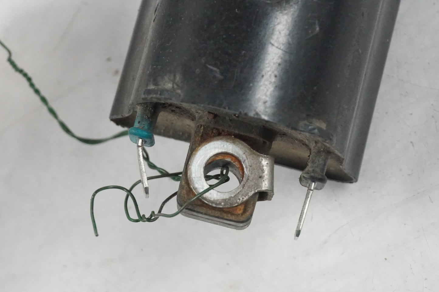 Höger sida på Tändspole från en Honda CB 750 SF -1993 motorcykel.