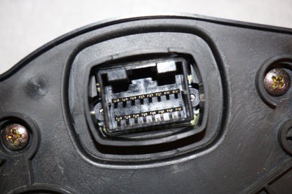 Extrabild1 på Instrumentpanel från en Suzuki TL 1000 S -1997 motorcykel.