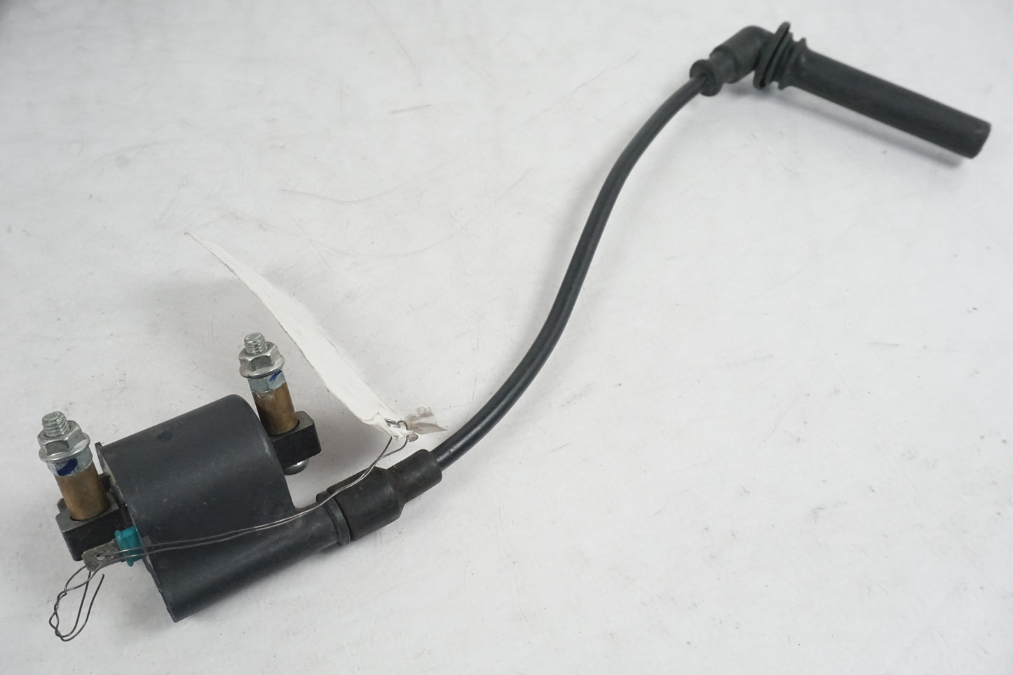 Höger sida på Tändspole från en Kawasaki VN 900 -2007 motorcykel.