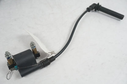 Höger sida på Tändspole från en Kawasaki VN 900 -2007 motorcykel.