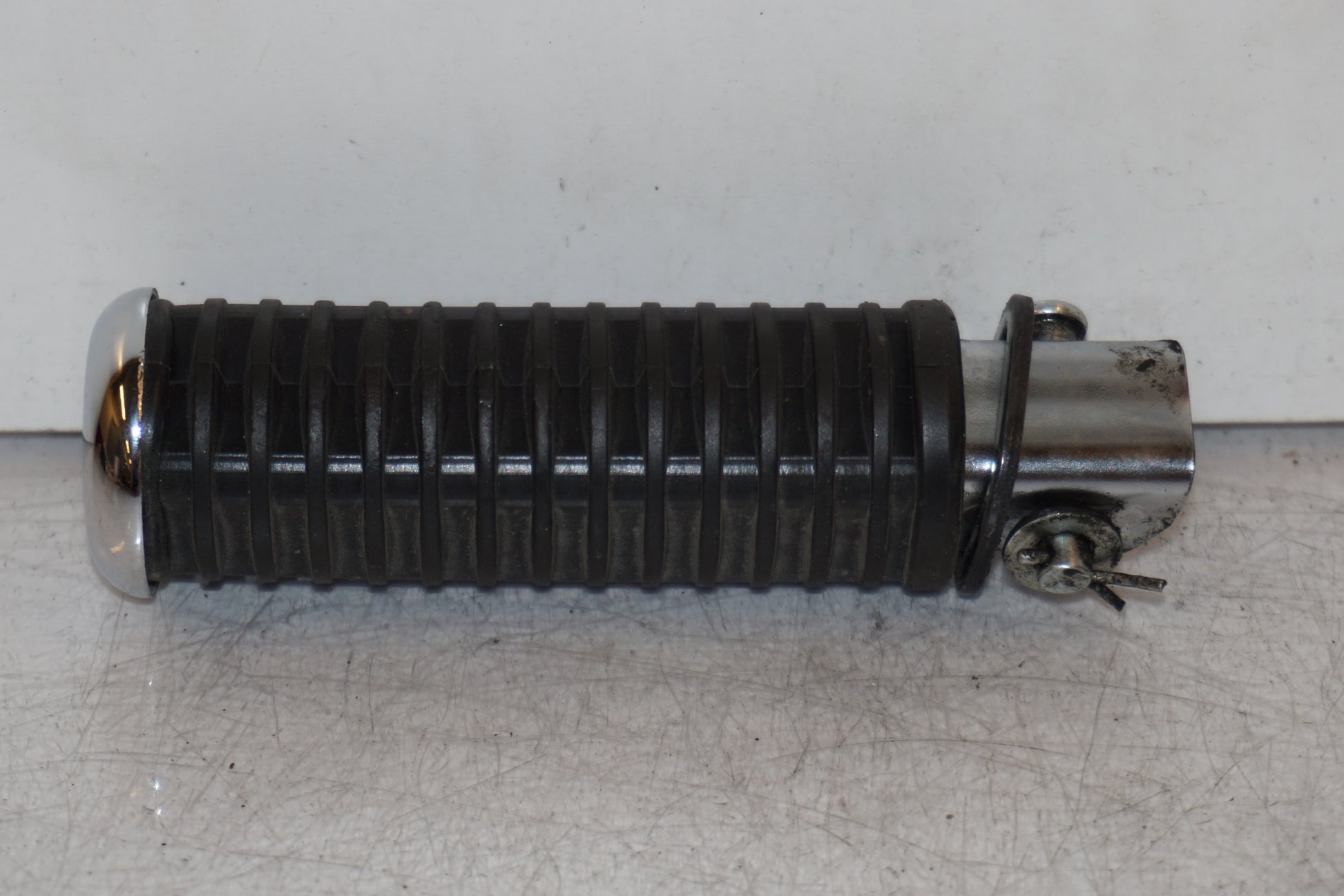 Framsidan på Fotpinne från en Honda VT 750 -2008 motorcykel.