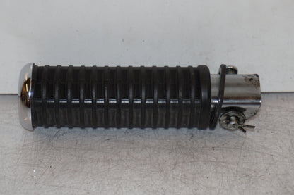 Framsidan på Fotpinne från en Honda VT 750 -2008 motorcykel.