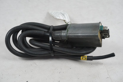 Baksidan på Tändspole från en Kawasaki ZX-7R -1996 motorcykel.