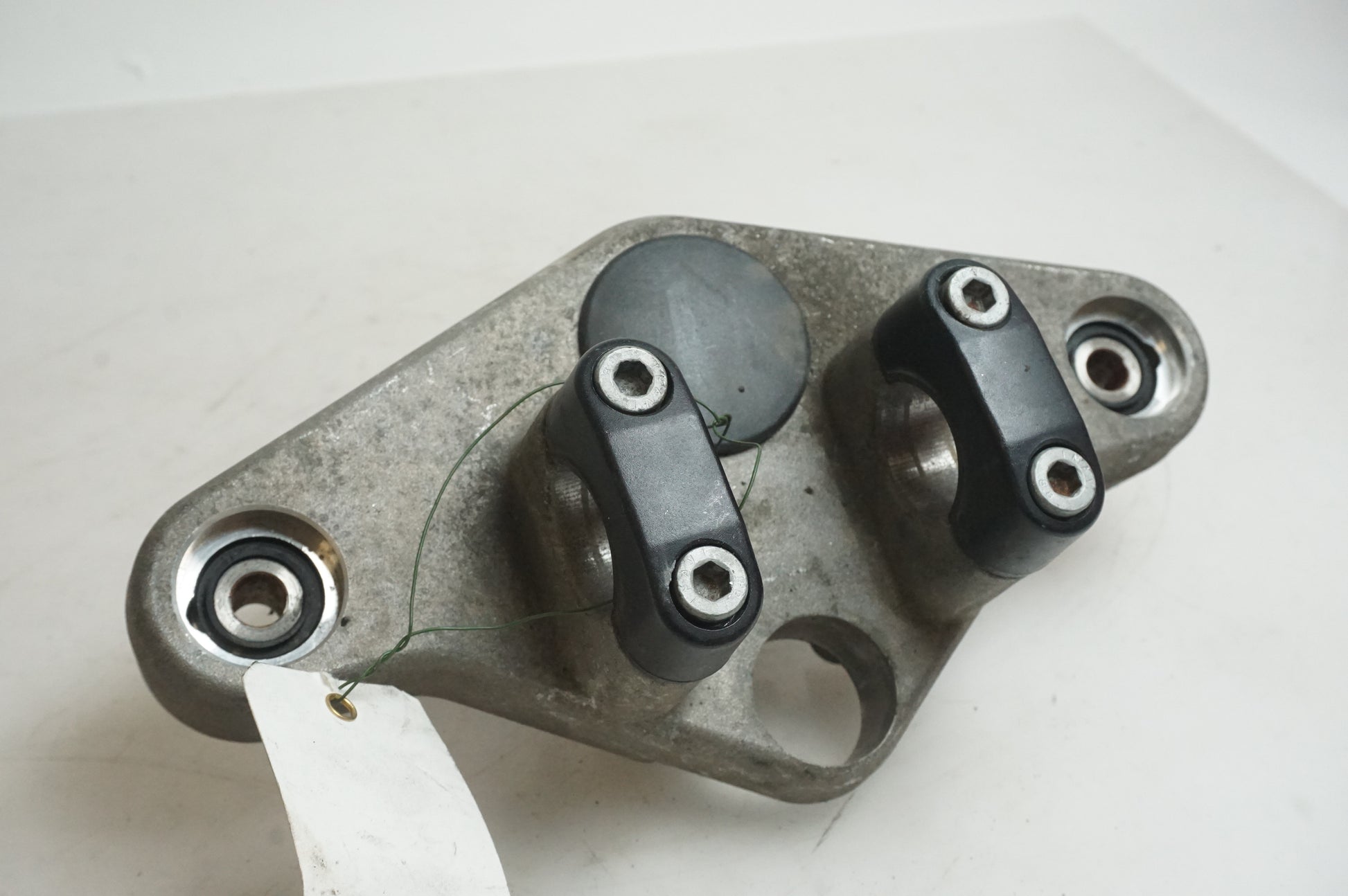 Framsidan på Gaffelkrona från en BMW K 1200 LT -2004 motorcykel.