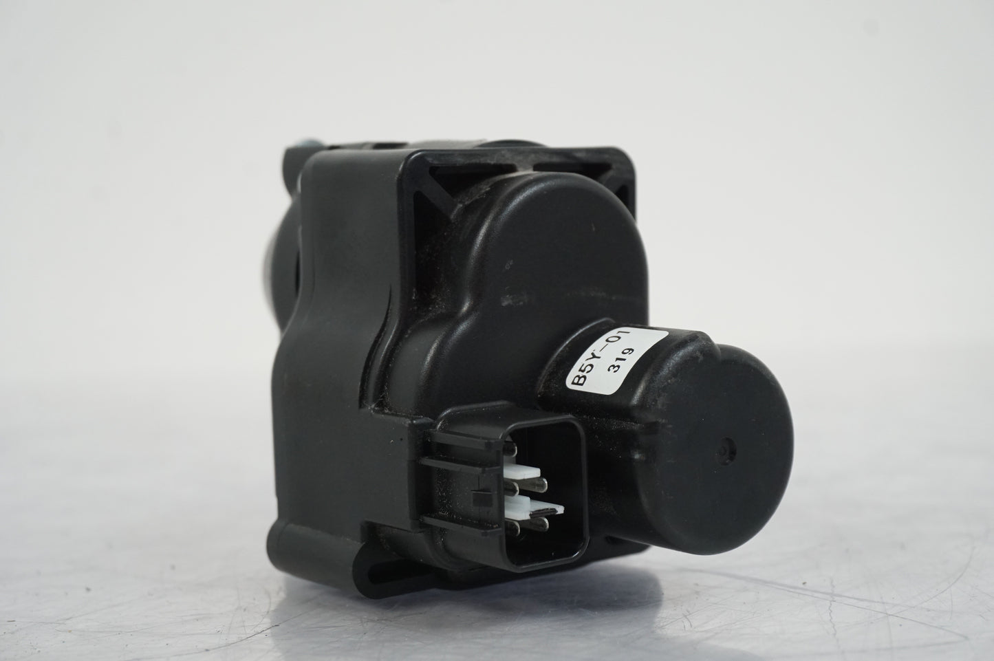 exhaust throttle motor