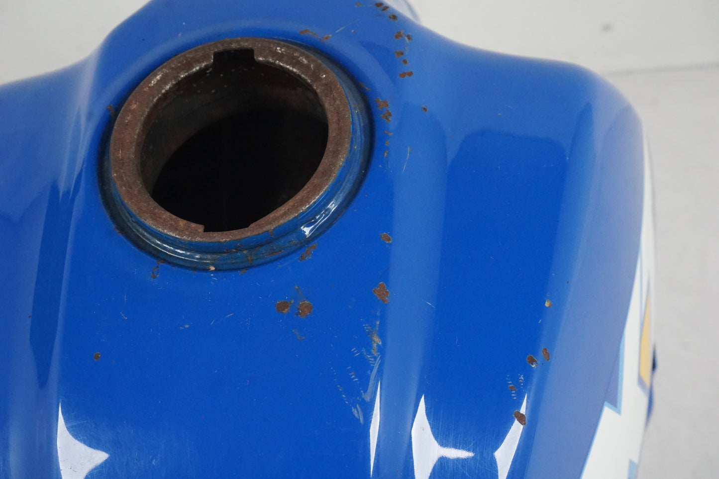 Extrabild1 på Bensintank från en Yamaha XT 600 -1989 motorcykel.