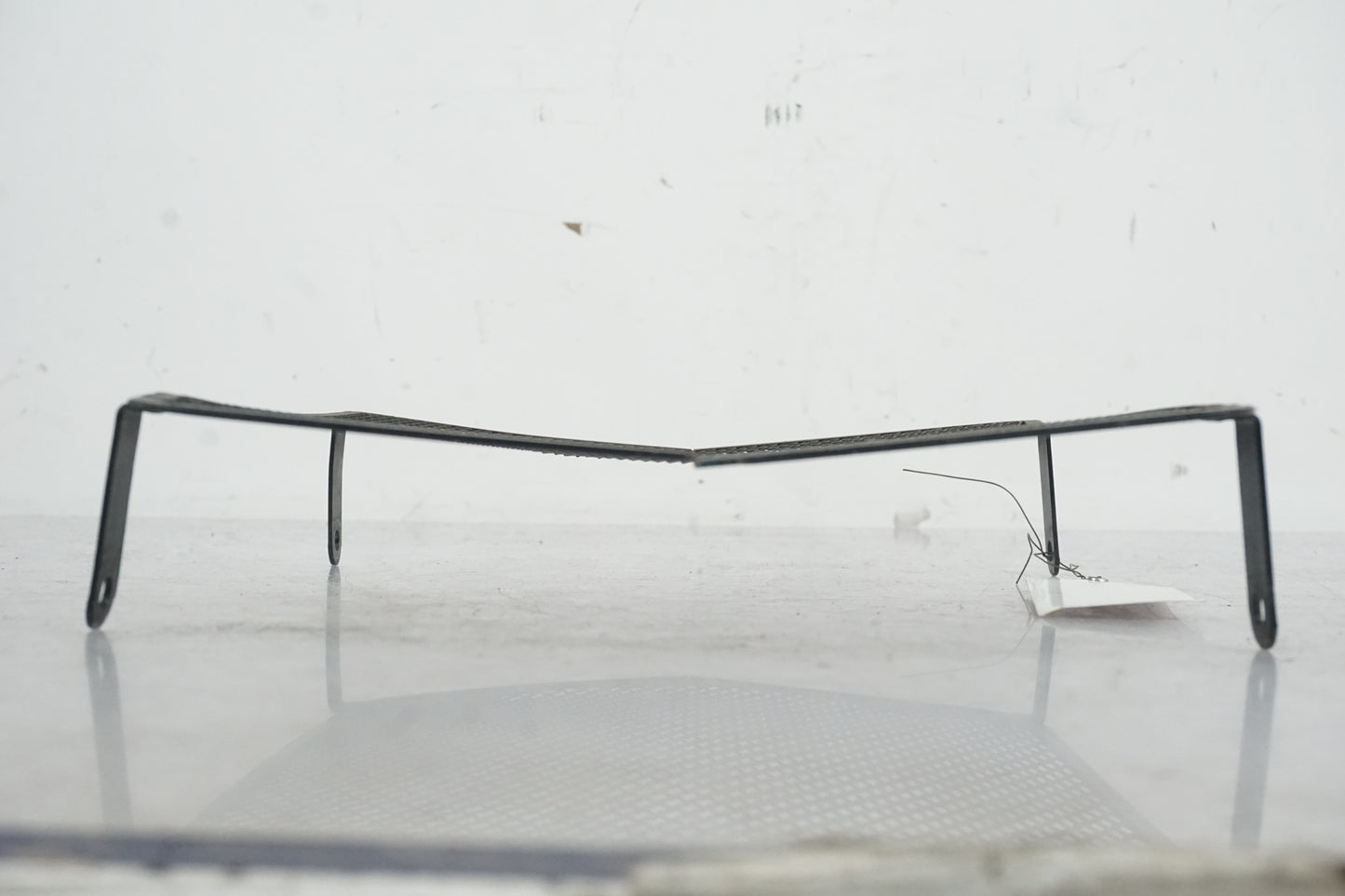 Baksidan på Vattenkylgaller från en Kawasaki VN 1500 Classic Tourer -2003 motorcykel.