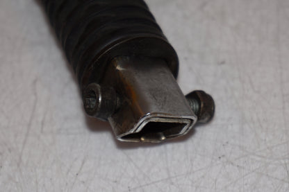 Snett nerifrån på Fotpinne från en Honda VT 600 C -1994 motorcykel.