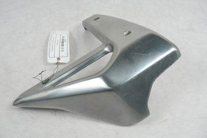 Baksidan på Kylarvinge från en Kawasaki ER 5 -1998 motorcykel.