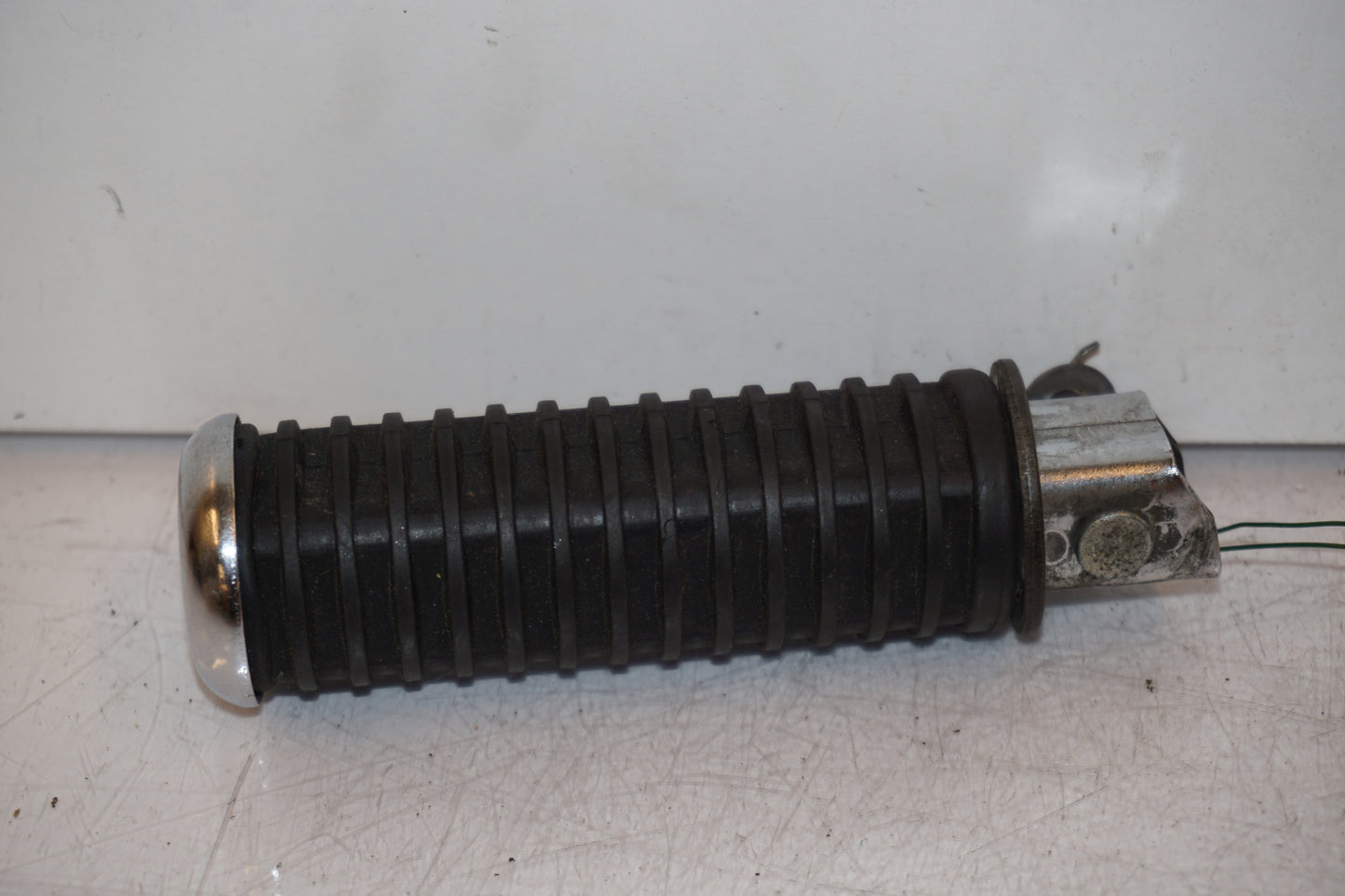 Framsidan på Fotpinne från en Honda VT 600 C -1996 motorcykel.