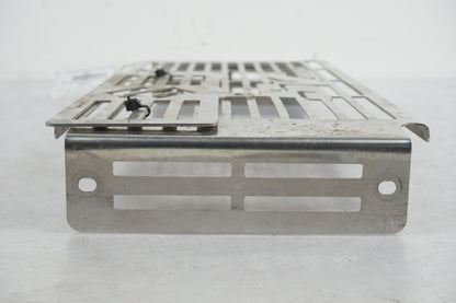 Baksidan på Vattenkylgaller från en Suzuki SV 1000 -2005 motorcykel.