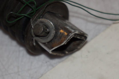 Snett nerifrån på Fotpinne från en Honda VT 600 C -1996 motorcykel.