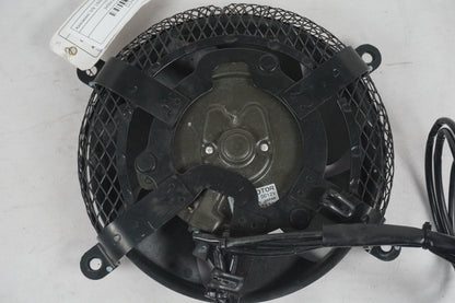 Vänster sida på Vattenkylfläkt från en Kawasaki VN 1500 Mean Streak -2003 motorcykel.