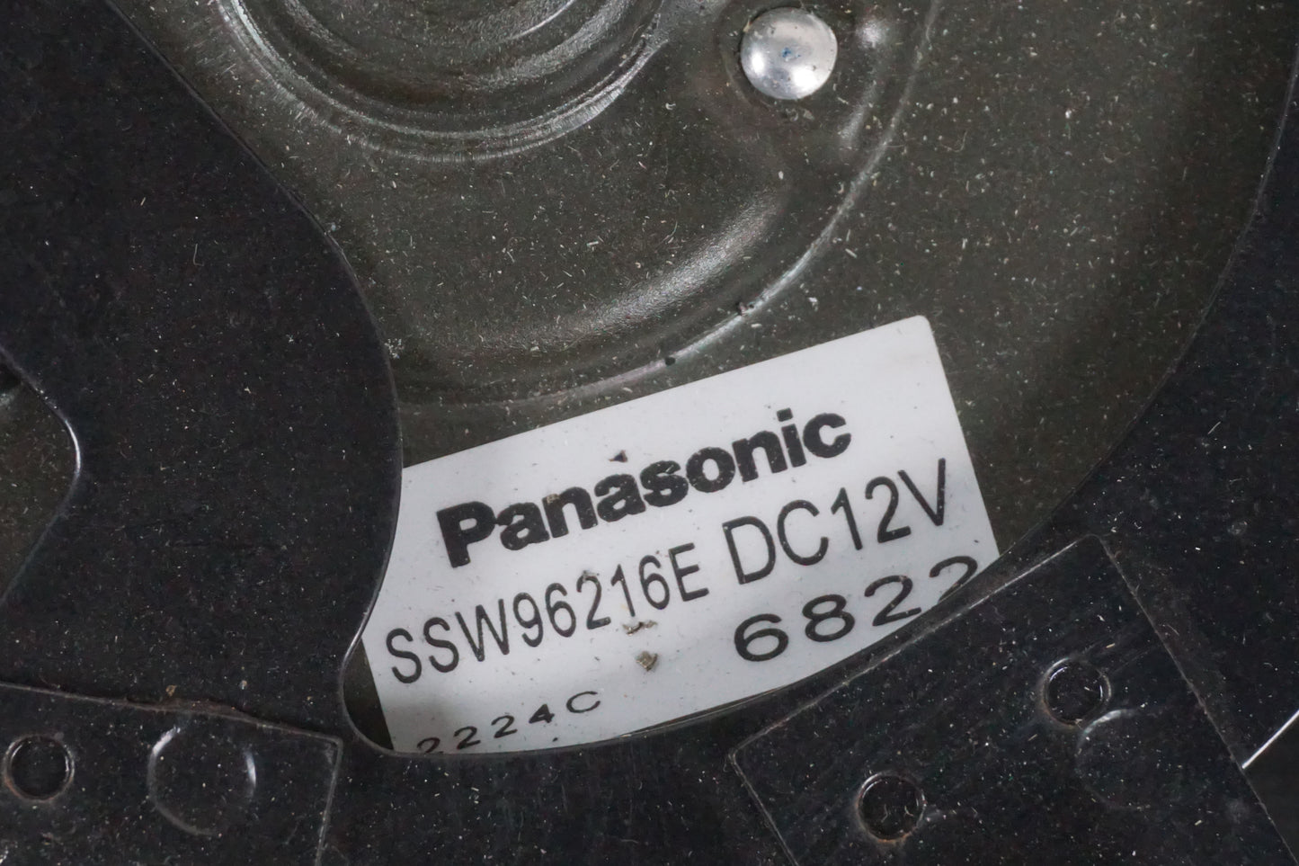 Snett uppifrån på Vattenkylfläkt från en Kawasaki VN 1600 -2006 motorcykel.