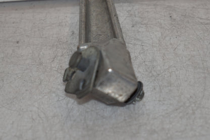 Vänster sida på Fotpinne från en Honda CBR 1100 XX -2001 motorcykel.