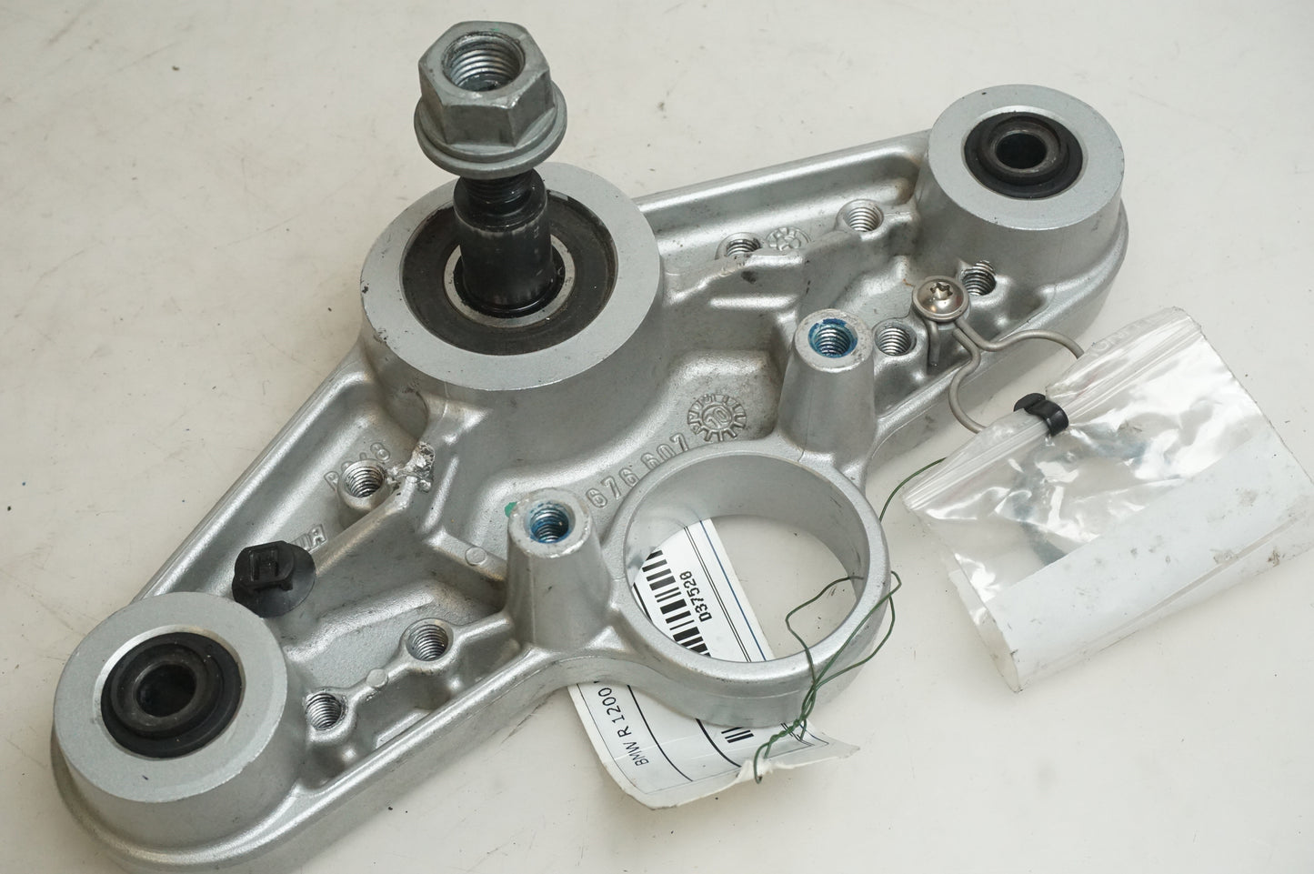 Vänster sida på Gaffelkrona från en BMW R 1200 RT -2011 motorcykel.