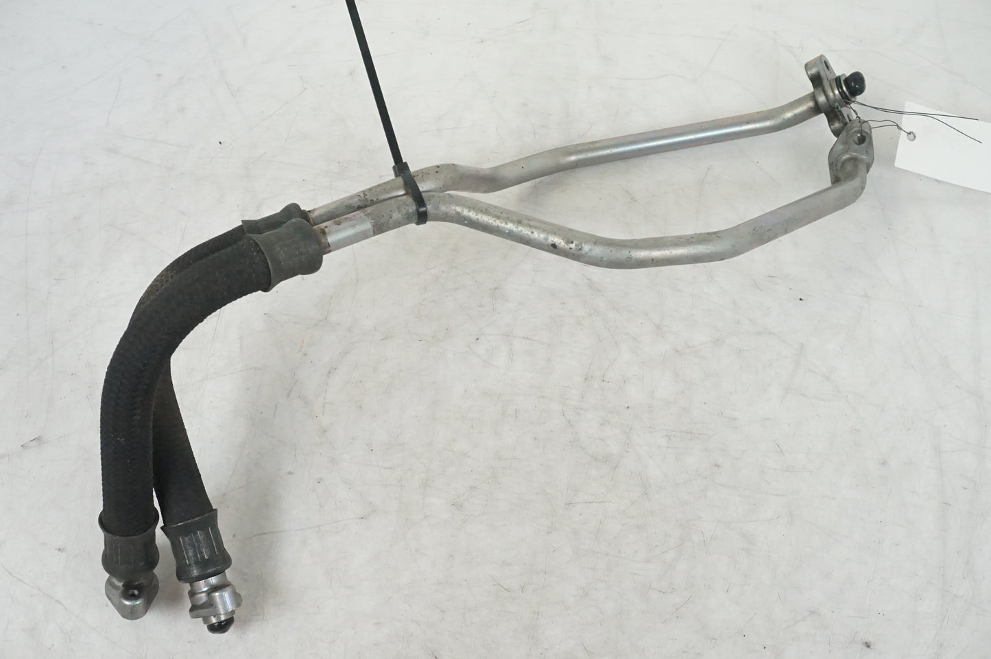 Tuyau de refroidissement d'huile