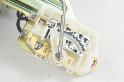 Baksidan på Bensinpump insprut från en Suzuki DL 1000 -2004 motorcykel.